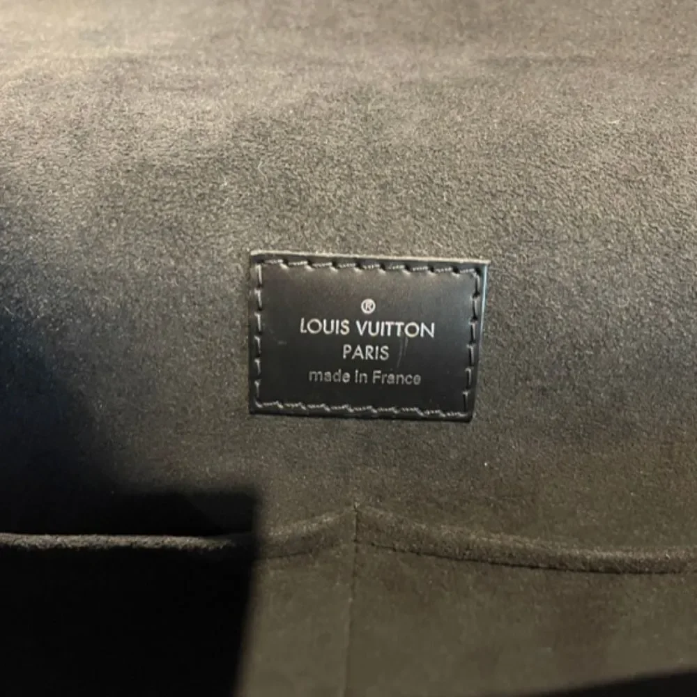 Louis Vuitton Cluny MM - Picture 2 of 7
